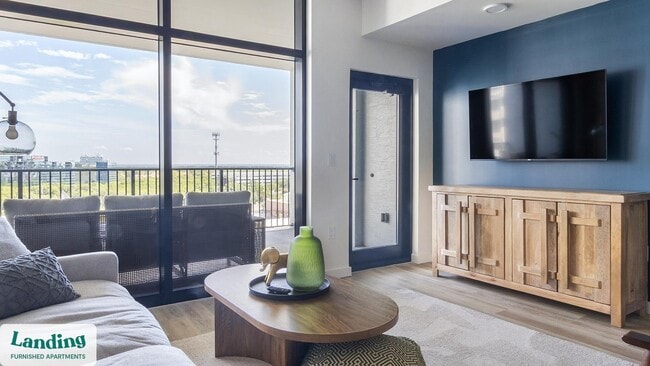 Photo - 221 Main St N Unit 712.1410234