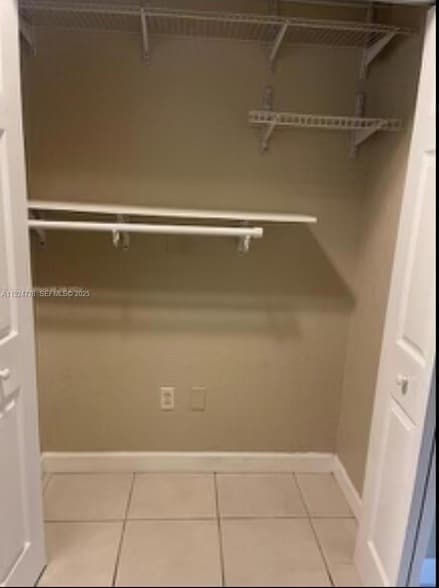 Photo - 9751 Wayne Ave Unit 6