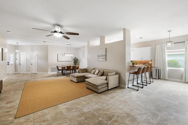 Building Photo - 4360 Iola Dr Unit SI ID1623873P