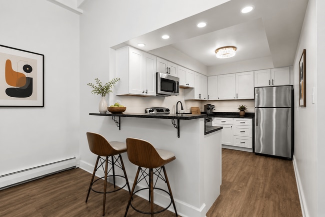 Photo - Apple Ridge Apartments - Livonia, MI