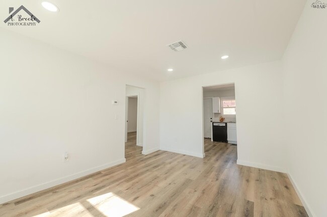 Photo - 103 Margaret St