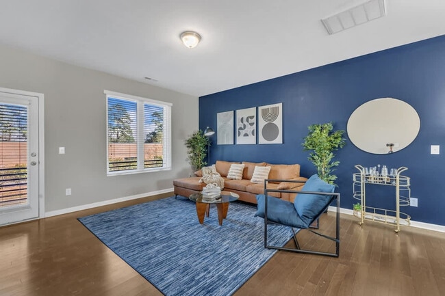 Photo - 2606 Wolf Cub Ct Unit ID1284683P