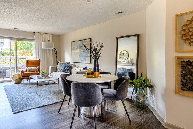 Photo - Retreat at McAlpine Creek