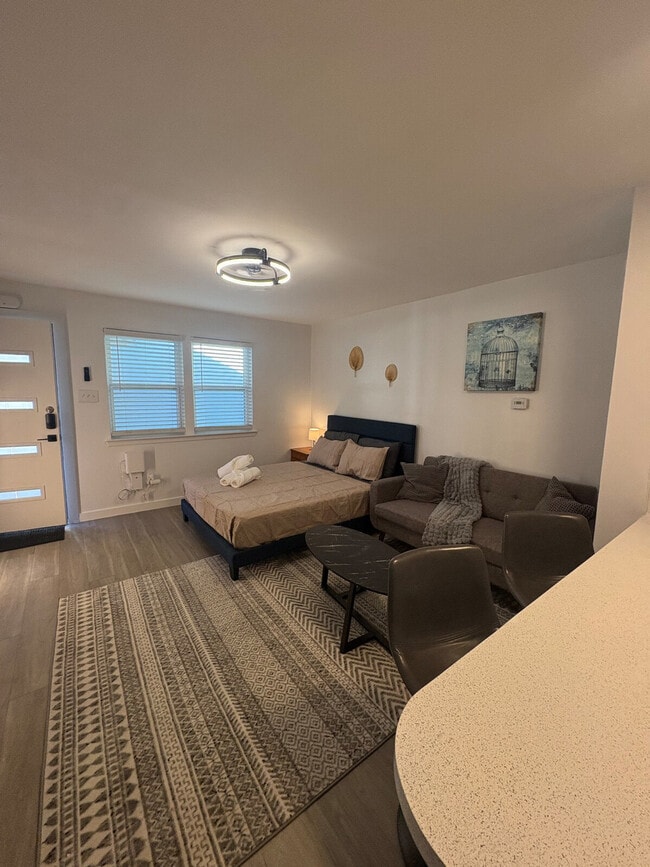 Building Photo - 3006 Stoneway Dr Unit SI ID1497889P