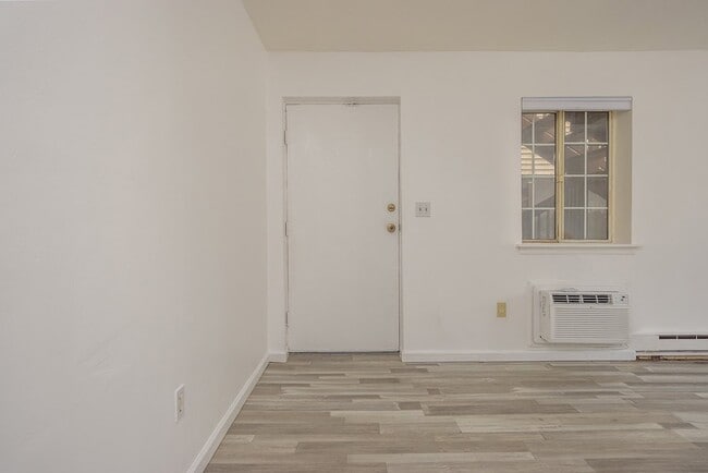 Photo - 506 Fox Run Ln