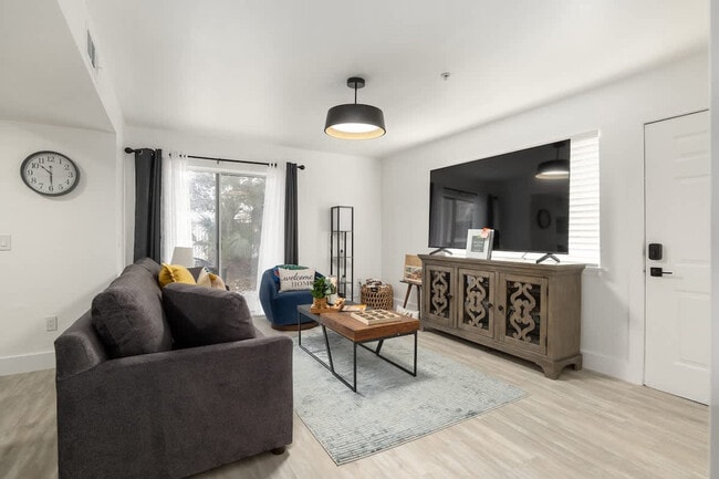 Photo - 2360 SW Archer Rd Unit ID1355833P