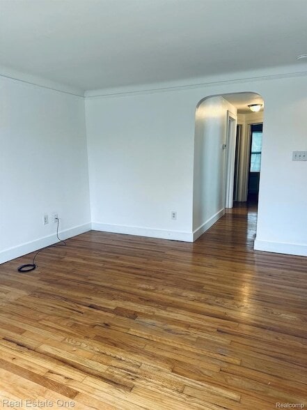 Photo - 122 W Houstonia Ave