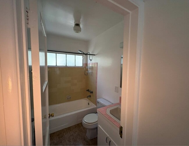 Photo - 15912 W Sunset Blvd