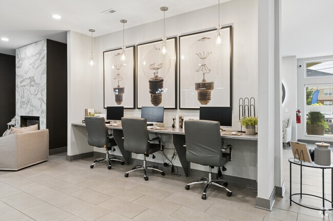 Business Center - Austin Place Apartments