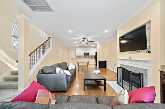 Photo - 90 McGowen St