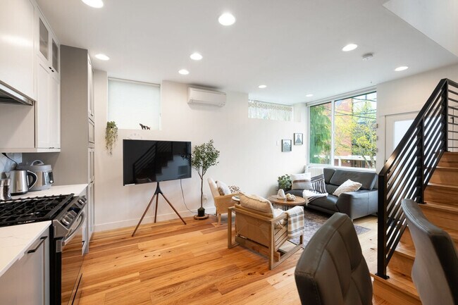 Photo - 67C W Dravus St Unit ID1035901P