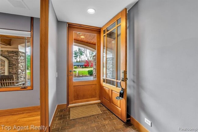 Photo - 5760 Snowshoe Cir