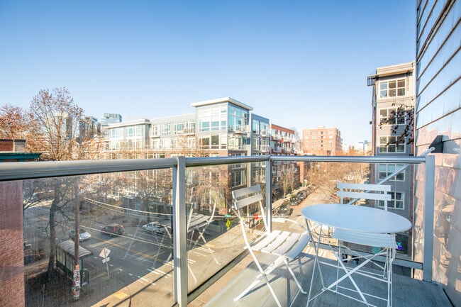 Photo - 1530 Belmont Ave Unit FL2-ID3152A