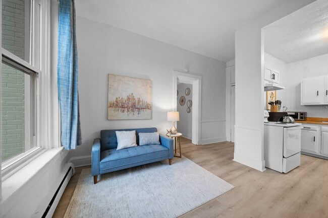 Photo - 242 Mccormick Pl Unit ID1056118P