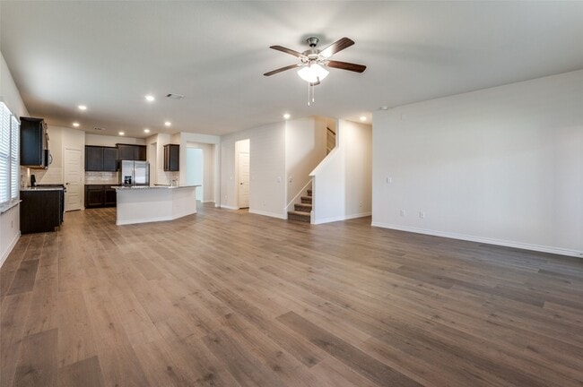 Photo - 7221 Headingham Wy