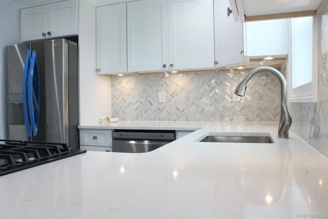 Photo - 451 Warburton Ave Unit 3