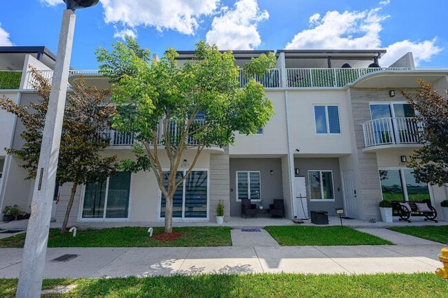 Photo - 14311 SW 258th Ln Unit SI ID1470268P