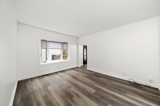 Photo - 3227 S Wells St