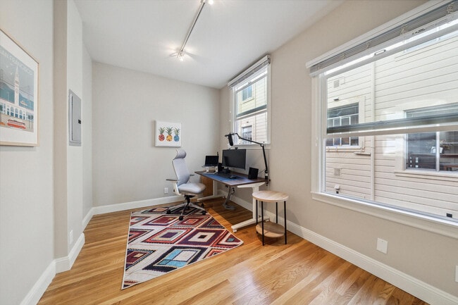 Photo - 2226 North Point St Unit FL2-ID379191P