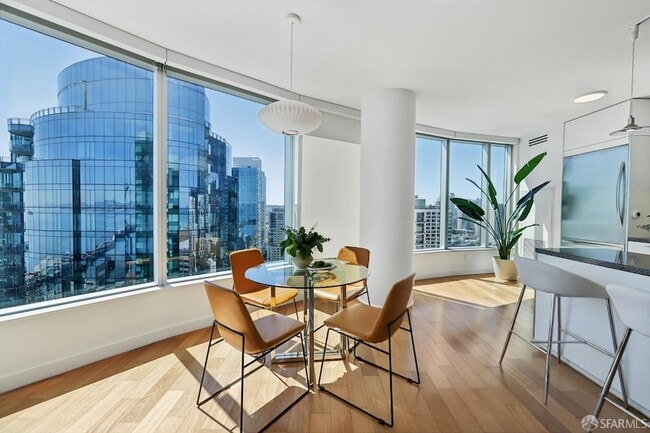 Photo - 301 Main St Unit 27F