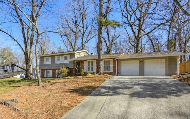 Photo - 6555 Williamson Dr NE