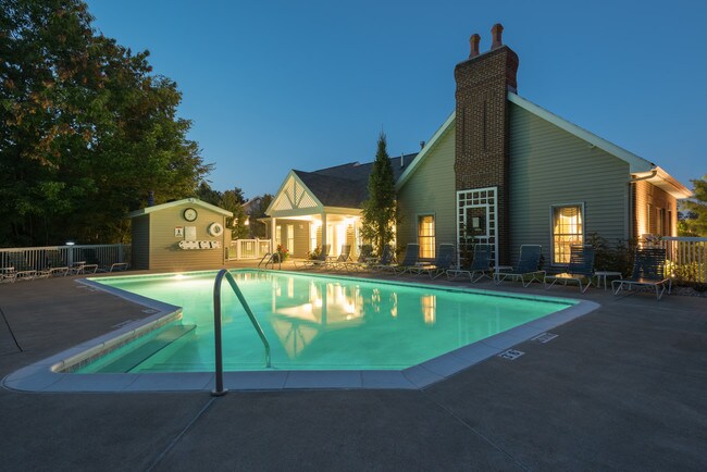 Pool - Waterford Village