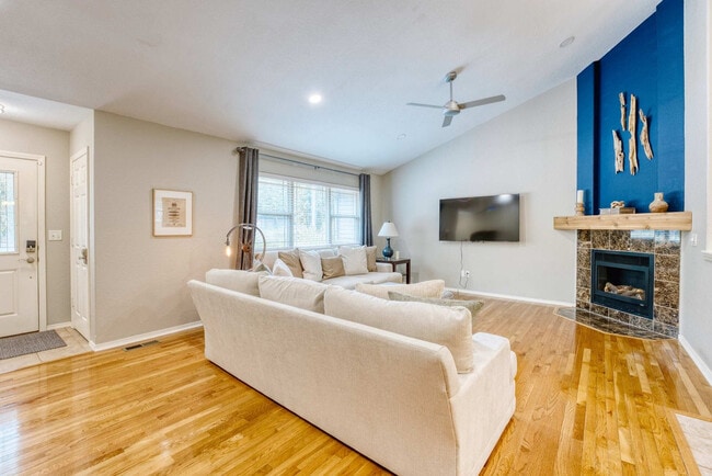 Photo - 9 N Cerney Ln Unit ID1297034P