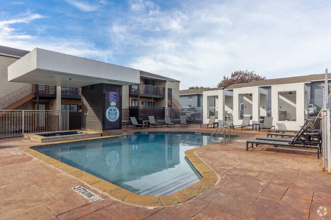 Swimming Pool - Cityscape