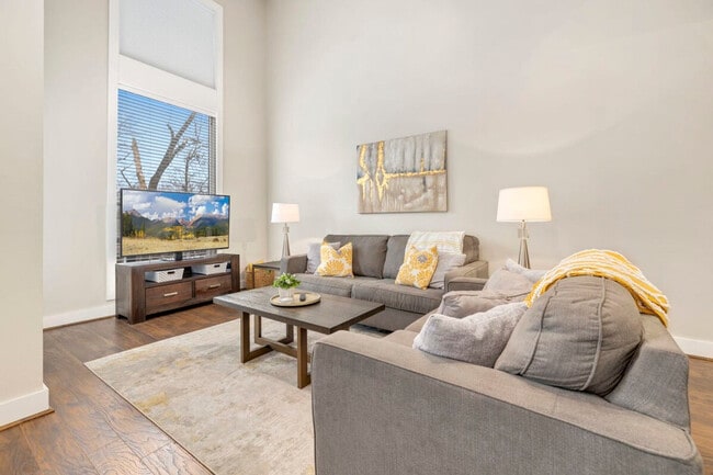 Building Photo - 465 S Locust Ave Unit FL2-ID1221903P