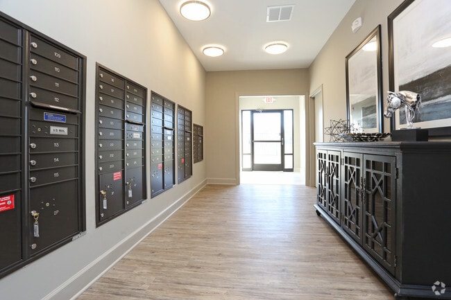 Foyer - Jefferson Crossings