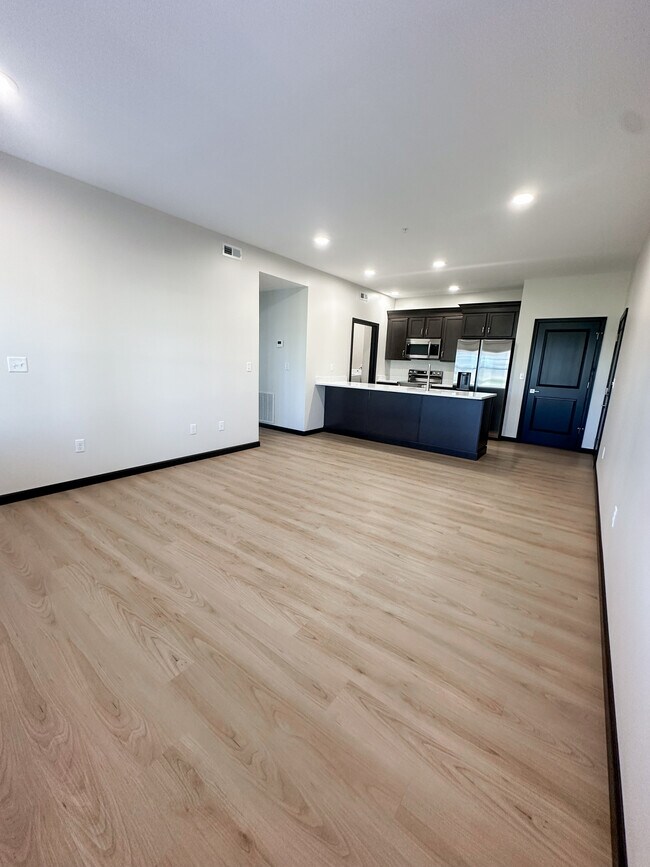 Photo - Fairway Place Apartments - New