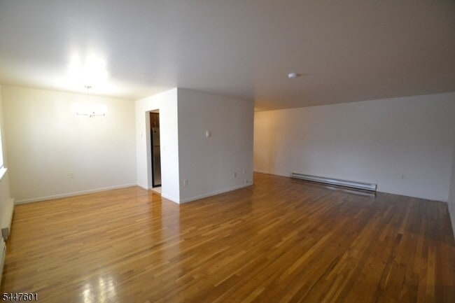 Photo - 121 Grove St