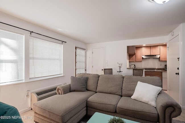 Photo - 4 20th Ave S Unit LOWER