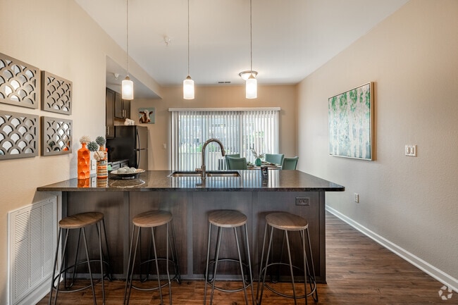 Interior Photo - SunSTONE at Fox Ridge
