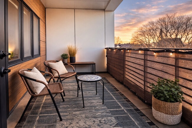 Photo - 1632 N Franklin Pl Unit SI ID1379008P