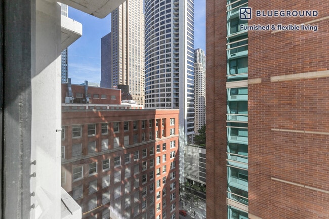 Photo - 21 E Chestnut St Unit FL18-ID1293