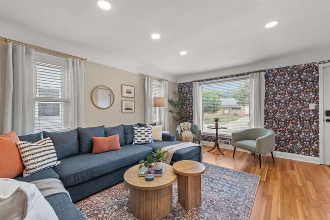 Photo - 6536 Lawnwood Ave Unit SI ID1496105P