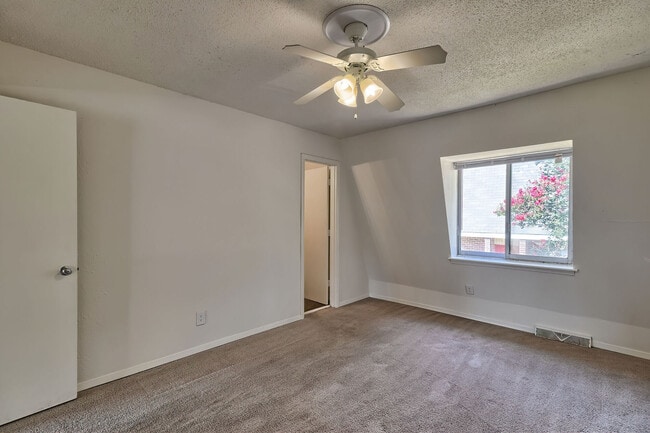 Photo - The Farrington