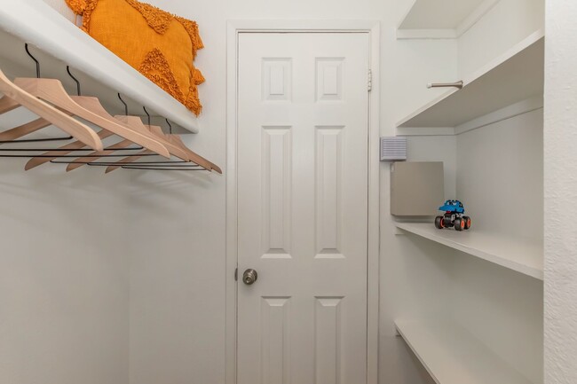 Photo - Aqua Apartments