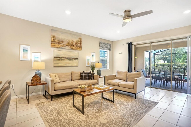 Building Photo - 5548 Misty Oak Cir Unit ID1059148P