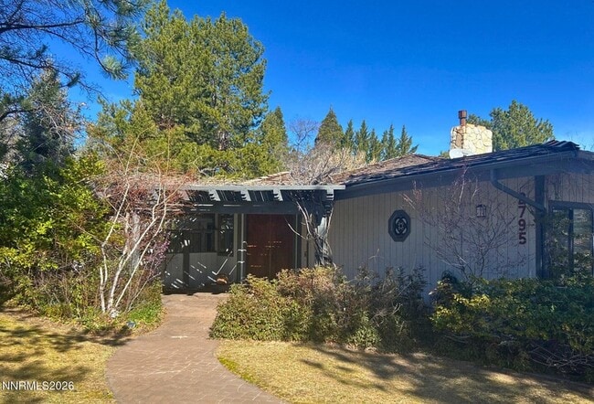 Photo - 2795 Lakeridge Terrace W