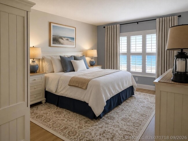 Building Photo - 10200 S Ocean Dr Unit 310