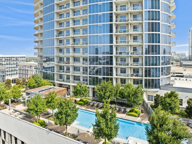 Resort-Style Swimming Pool at LVL29 Apartments - LVL 29