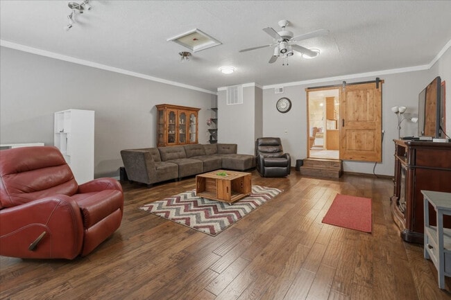 Photo - 925 S Haskett St Unit SI ID1462221P