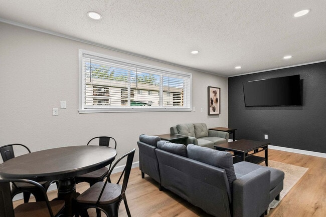 Building Photo - 2309 Cherry Hills Dr Unit SI FL1-ID1553496P