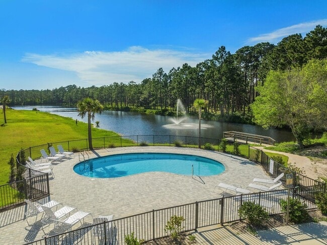 Building Photo - 232 Kara Lake Dr