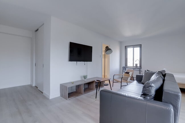 Photo - 2525 10th St N Unit FL6-ID1022543P