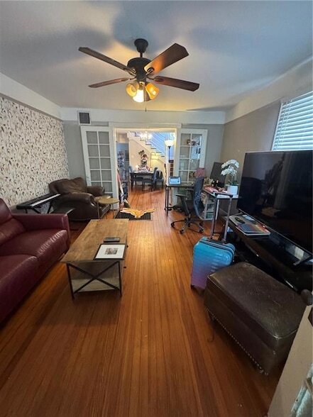Photo - 8134 Freret St