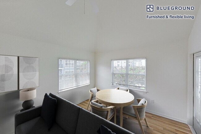 Photo - 152 Shipyard Dr Unit SI FL1-ID6608A