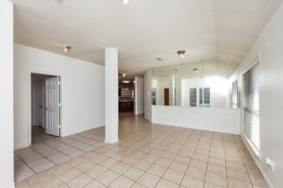 Photo - 2100 Cantura Dr